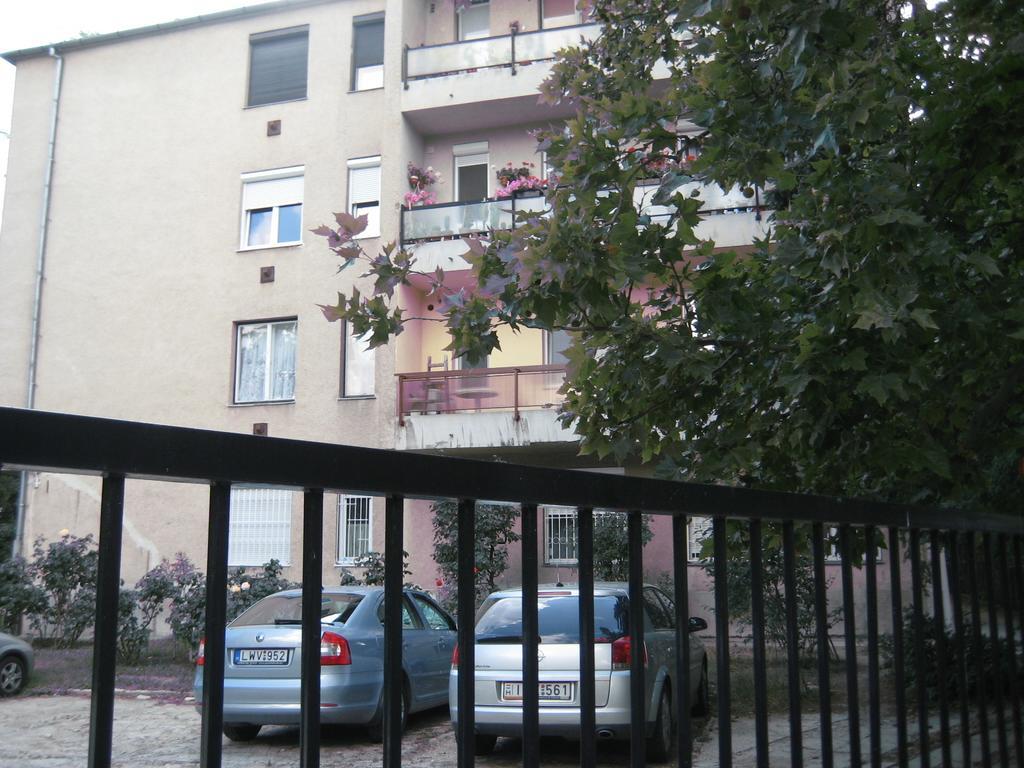 Platan Apartman Budapest Zimmer foto